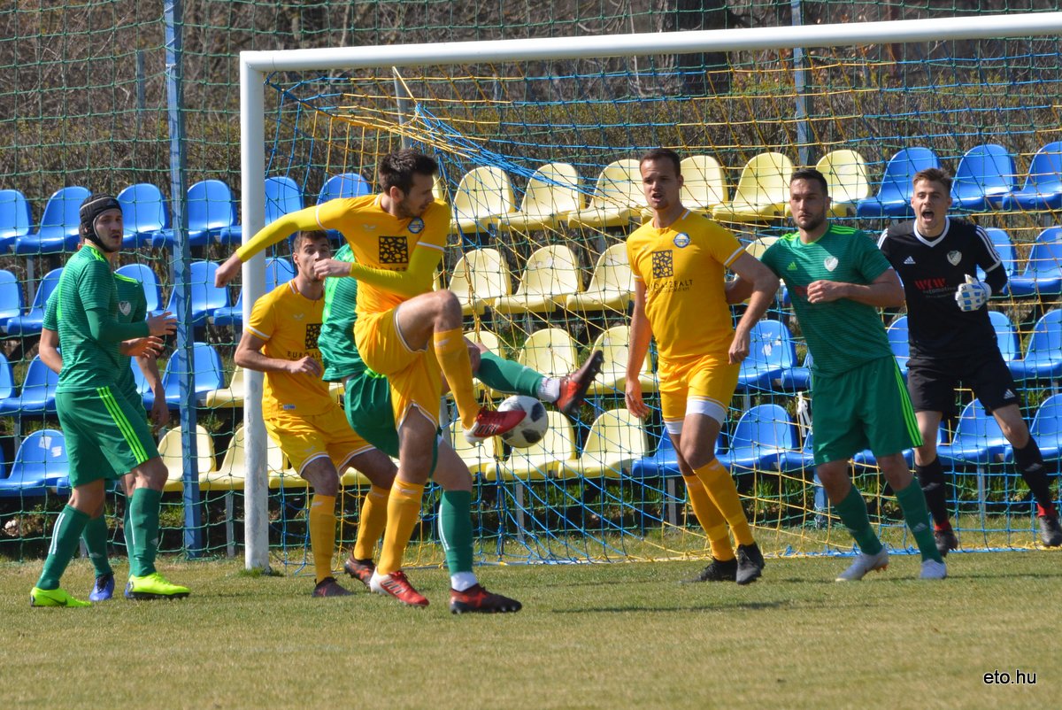 Aqvital FC Csákvár - WKW ETO 3-4