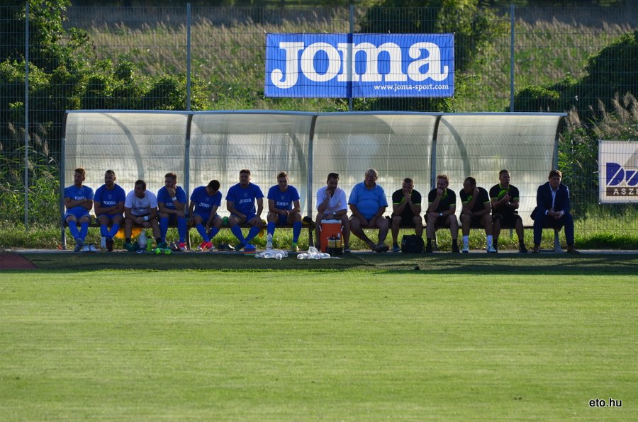 Ceglédi VSE-WKW ETO FC Győr 2-1