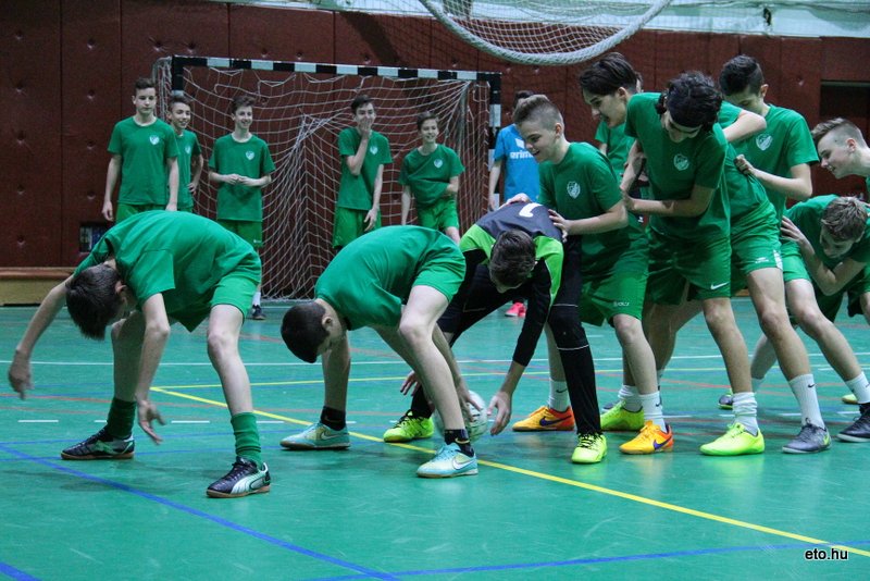 Csapatépítő tréning az U15-ös futsalosoknál!