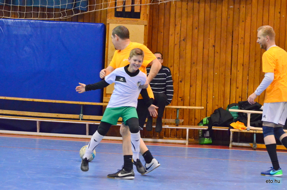 Jótett és köszönet a futsal nevében