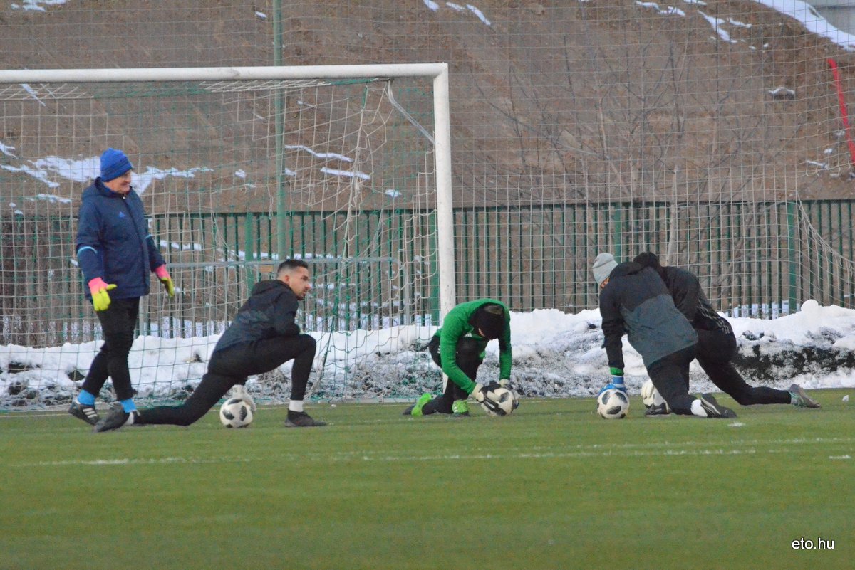 Megkezdődött a felkészülés