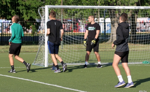 Szurkolói foci a Kihívás Napján 