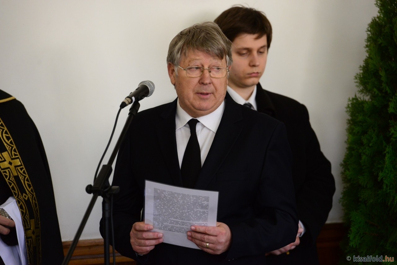 Verebes József temetése