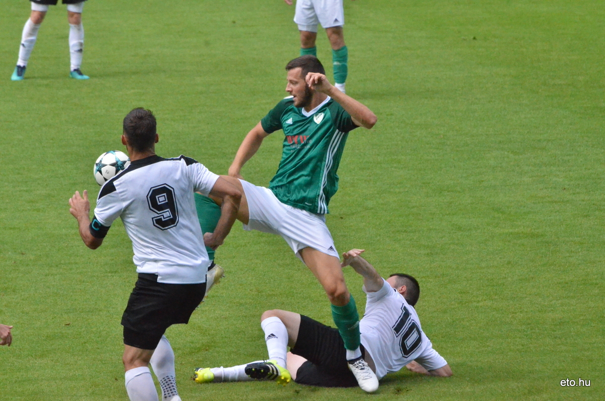 WKW ETO-KFC Komarno 1-2