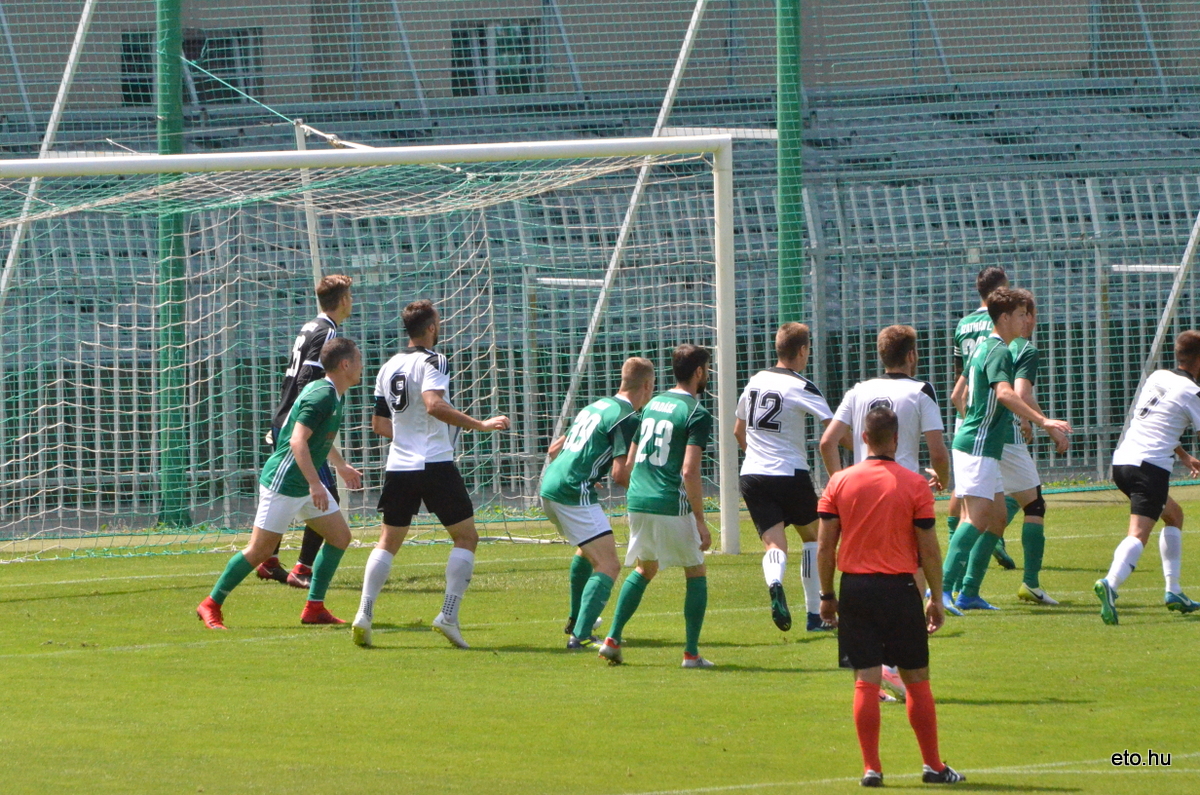 WKW ETO-KFC Komarno 1-2