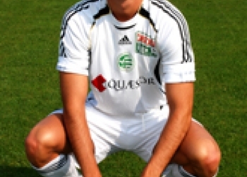 A lelátóról szurkol