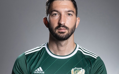 Barna súlyos sérülése