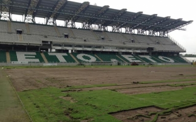 Gyepcsere a stadionban