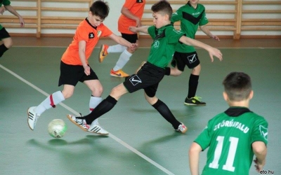 Indulnak a párharcok az ifjabb futsalosoknál