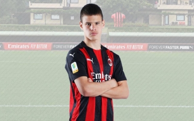 Kerkez Milos is a Milan első csapatával edz - acmilan.hu lapszemle 