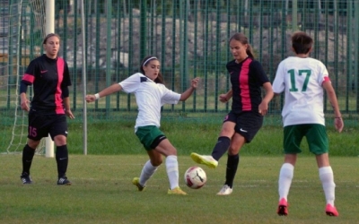 Lányaink a Stadionban fogadják a Kókát!