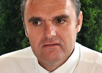 Pintér Attila vezetőedző a mai napon távozik