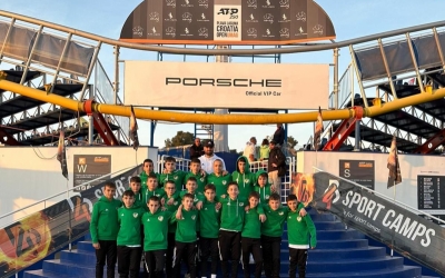 Sikeres nemzetközi szereplés Milan-veréssel