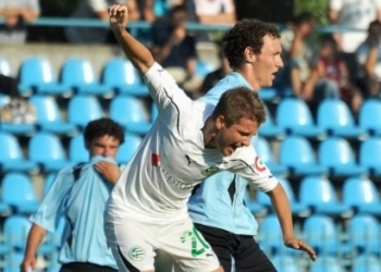 Szomorkodva