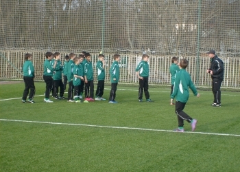 U12: Peches utazás oda is, vissza is