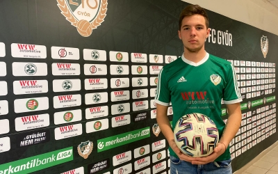 Újabb akadémista profi szerződéssel