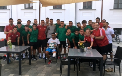 Veled vagyunk, Krisztián!