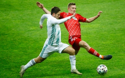 Vereség a listavezető otthonában